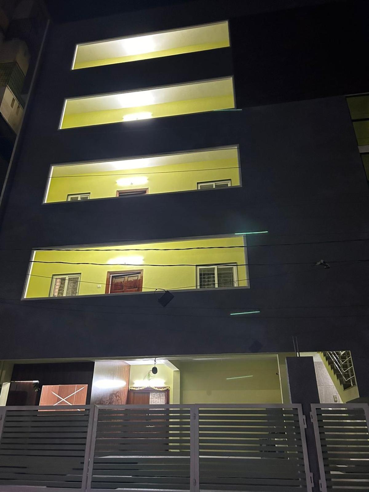 Y Stay Homestay Τιρουπάτι Εξωτερικό φωτογραφία