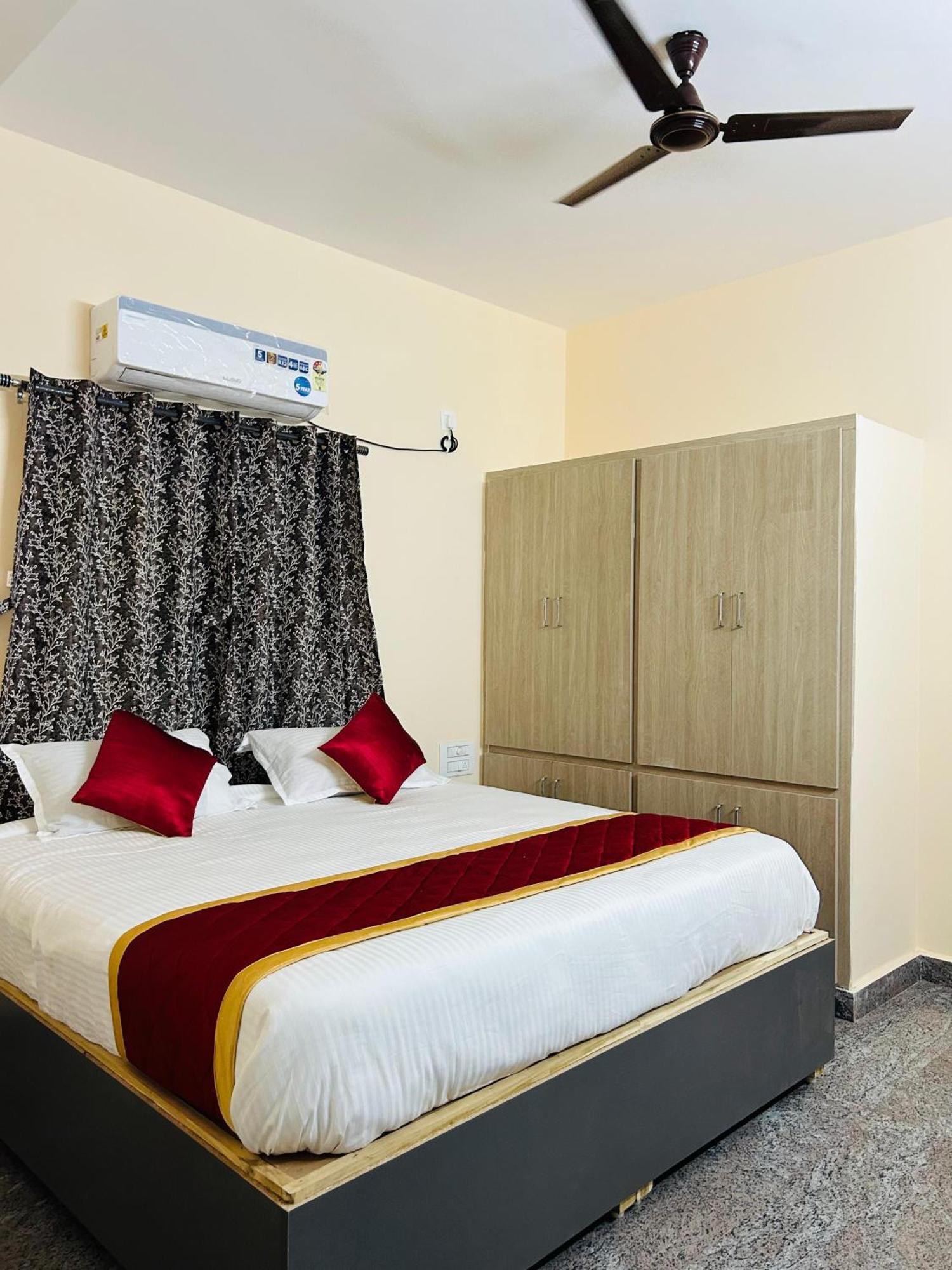 Y Stay Homestay Τιρουπάτι Εξωτερικό φωτογραφία